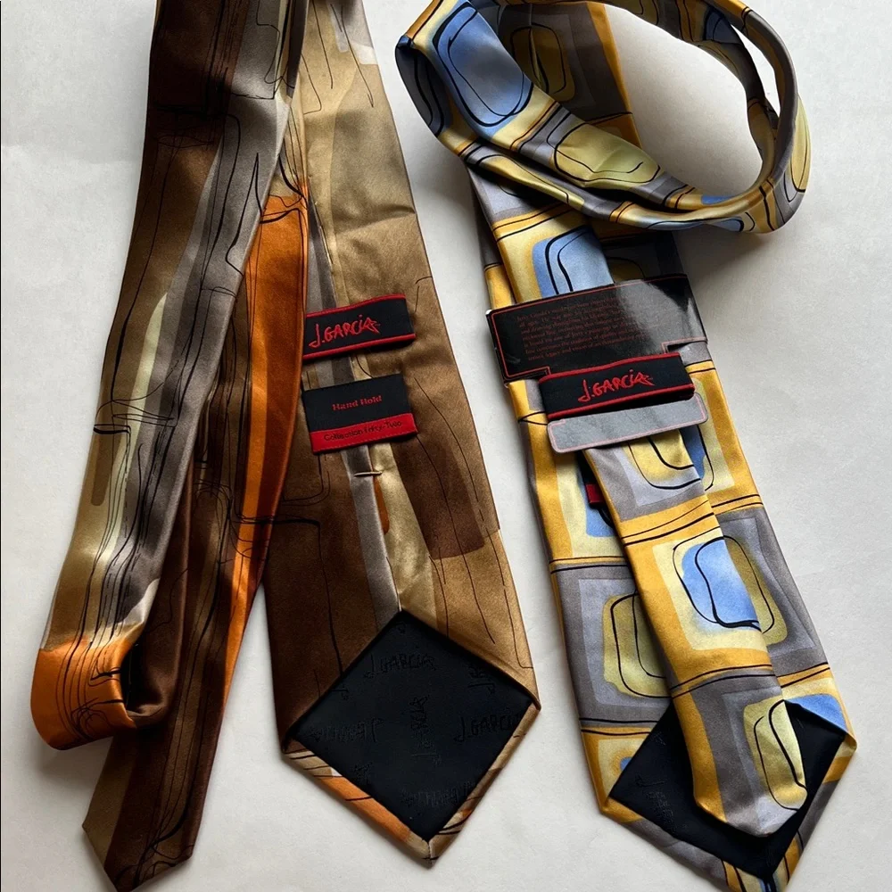 J. Garcia Yellow and Brown Geometric Men's Tie Set